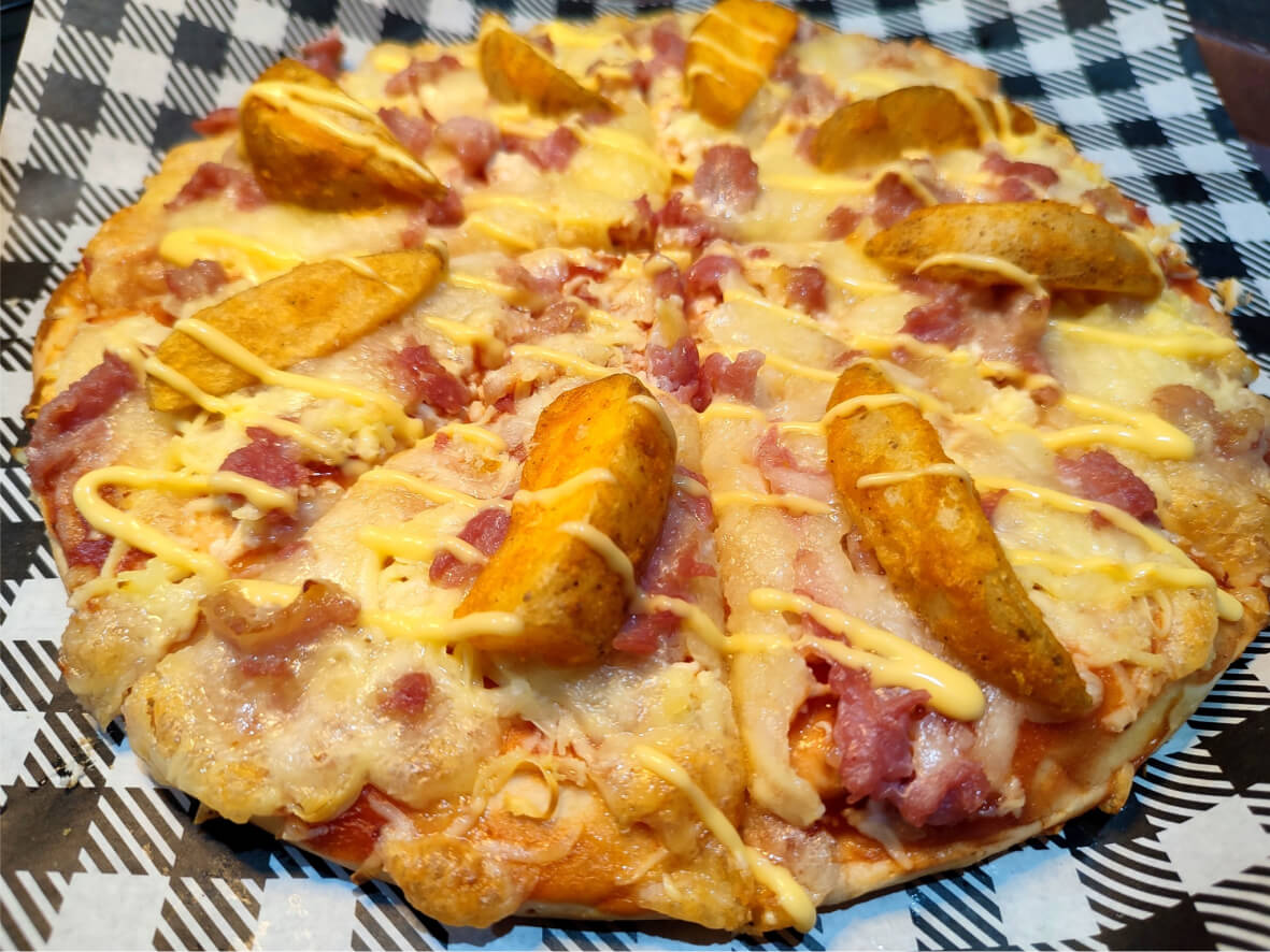 Potato & Bacon Pizza